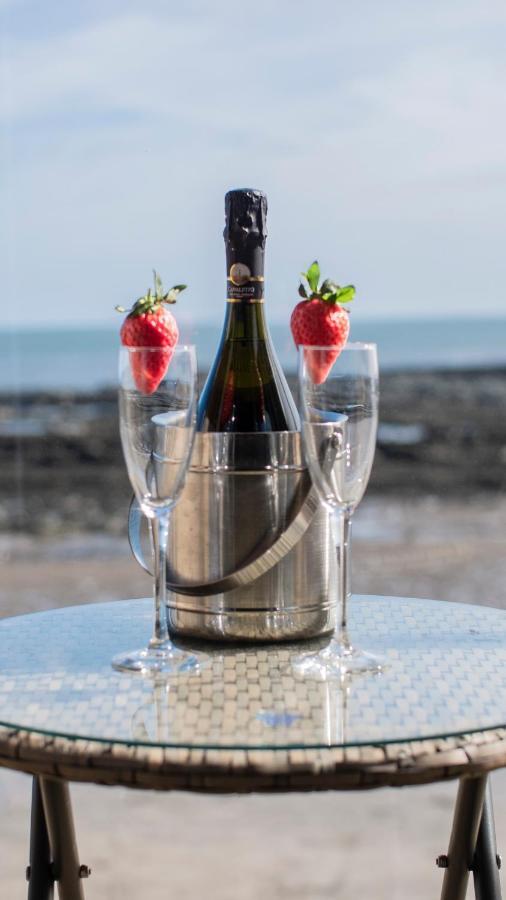 The Fishing Boat Inn Boulmer Extérieur photo
