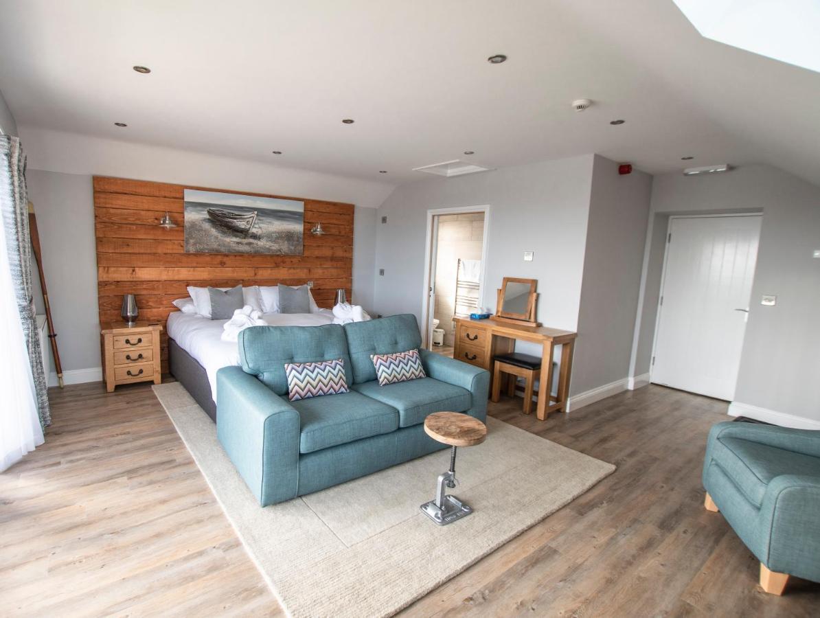 The Fishing Boat Inn Boulmer Extérieur photo
